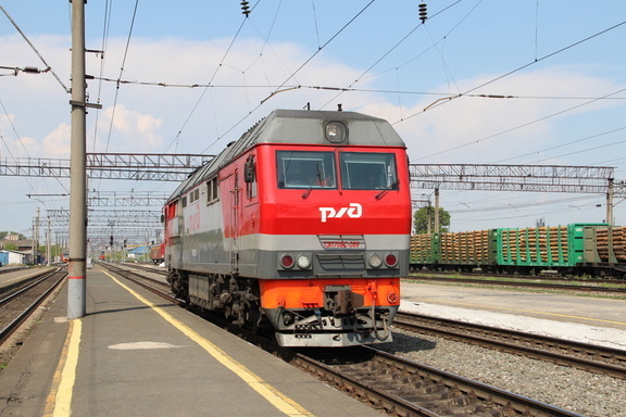 Поезд «Уфа – Новый Уренгой» опоздал на час из-за аварии на электросетях