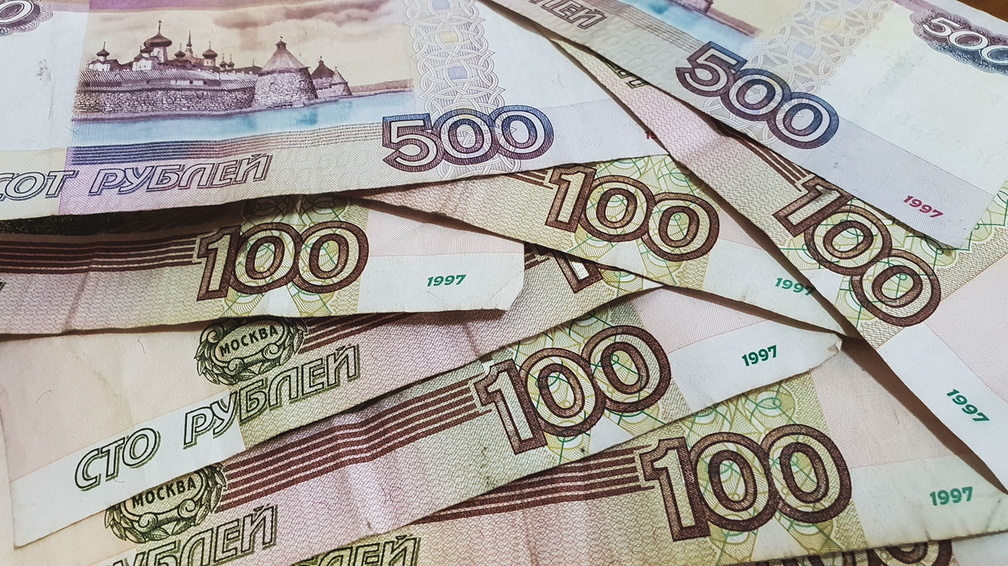 УК в ХМАО задолжала работникам более 2 млн рублей